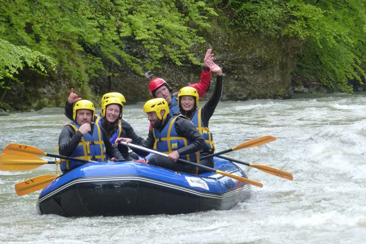 AN Rafting whitewater descent near Féternes
